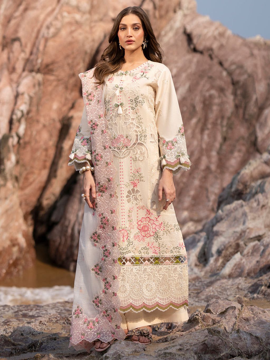 MAHNUR-3PC LAWN