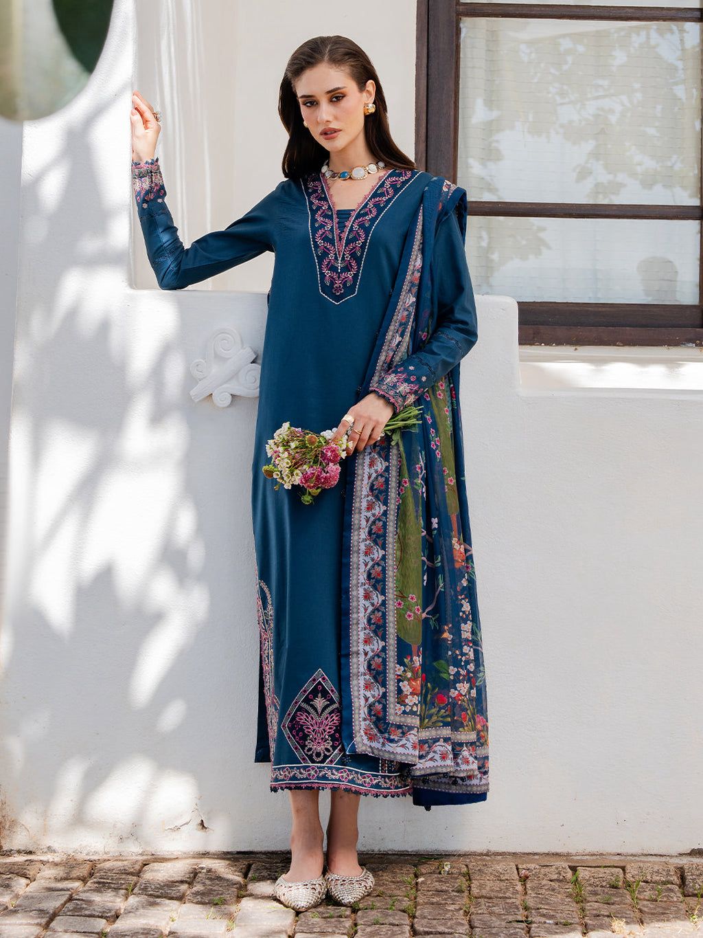 IZEL-3pc Lawn Embroidered article