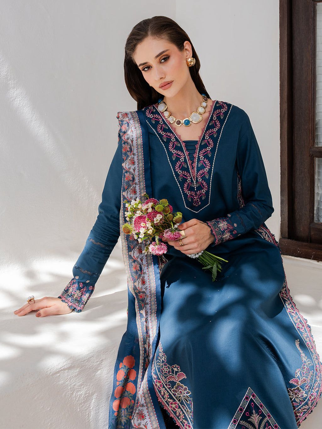 IZEL-3pc Lawn Embroidered article - Image 2